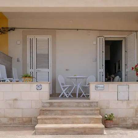 Nyaraló Donna Teresa *